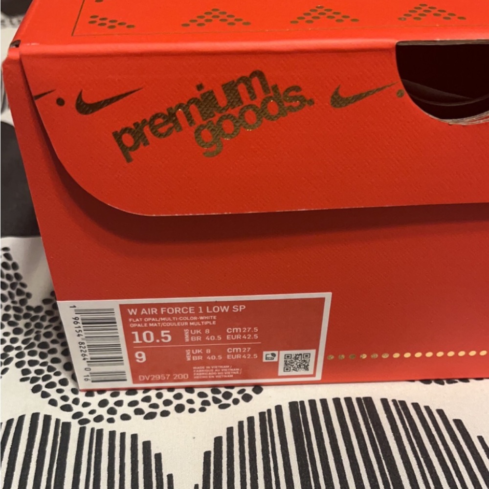 Nike AF1 “Bella”